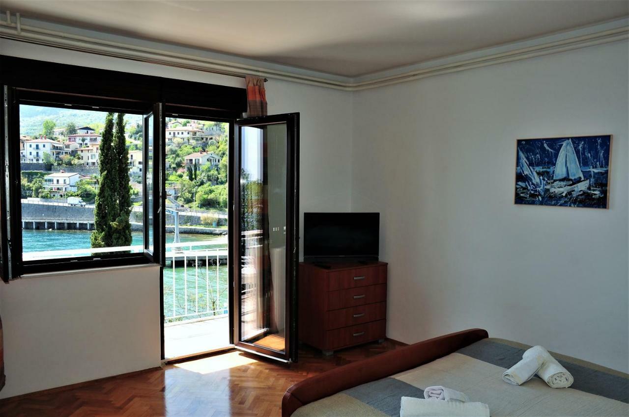 Apartmani Kadmen Іка Екстер'єр фото