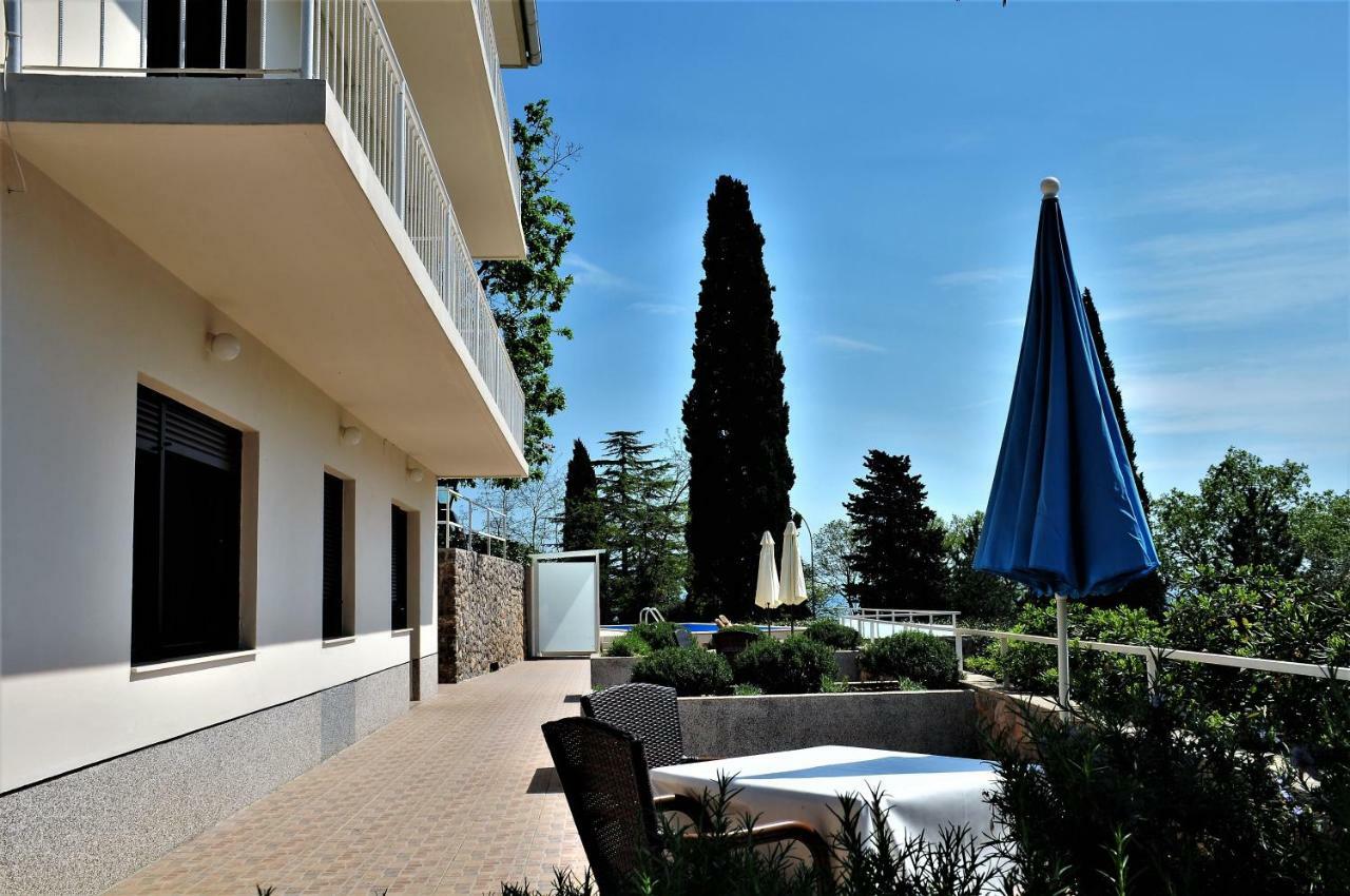 Apartmani Kadmen Іка Екстер'єр фото